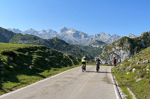 Reservas y Precios Ruta Benia de Onís a Lagos de Covadonga en Asturias