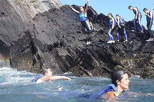 Información y precio del Coasteering en Asturias