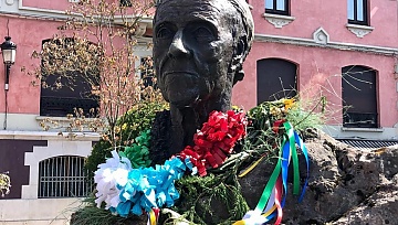 Homenajes al Sella y a Dionisio de la Huerta en Arriondas