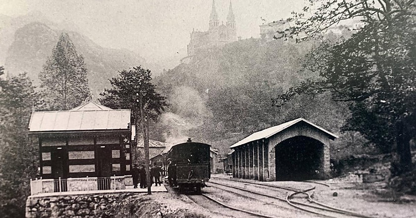 Los trenes y tranvías de Arriondas